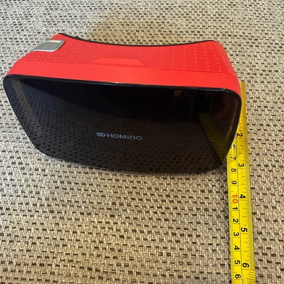 Mido VR Headset in Red and Black - Picture 7 of 10